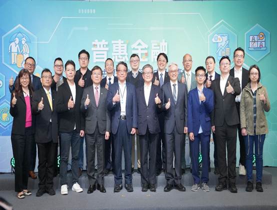 一張含有 服裝, 人員, 西裝, 男人 的圖片

AI 產生的內容可能不正確。